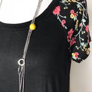 NWT Side twist raglan top
